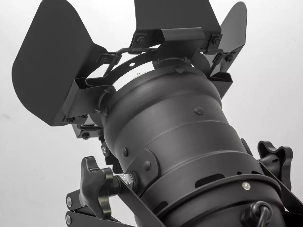 Подвесной светильник Lussole Loft LSP-9702 df815deb54e27005035502a6e44f5a67.webp big